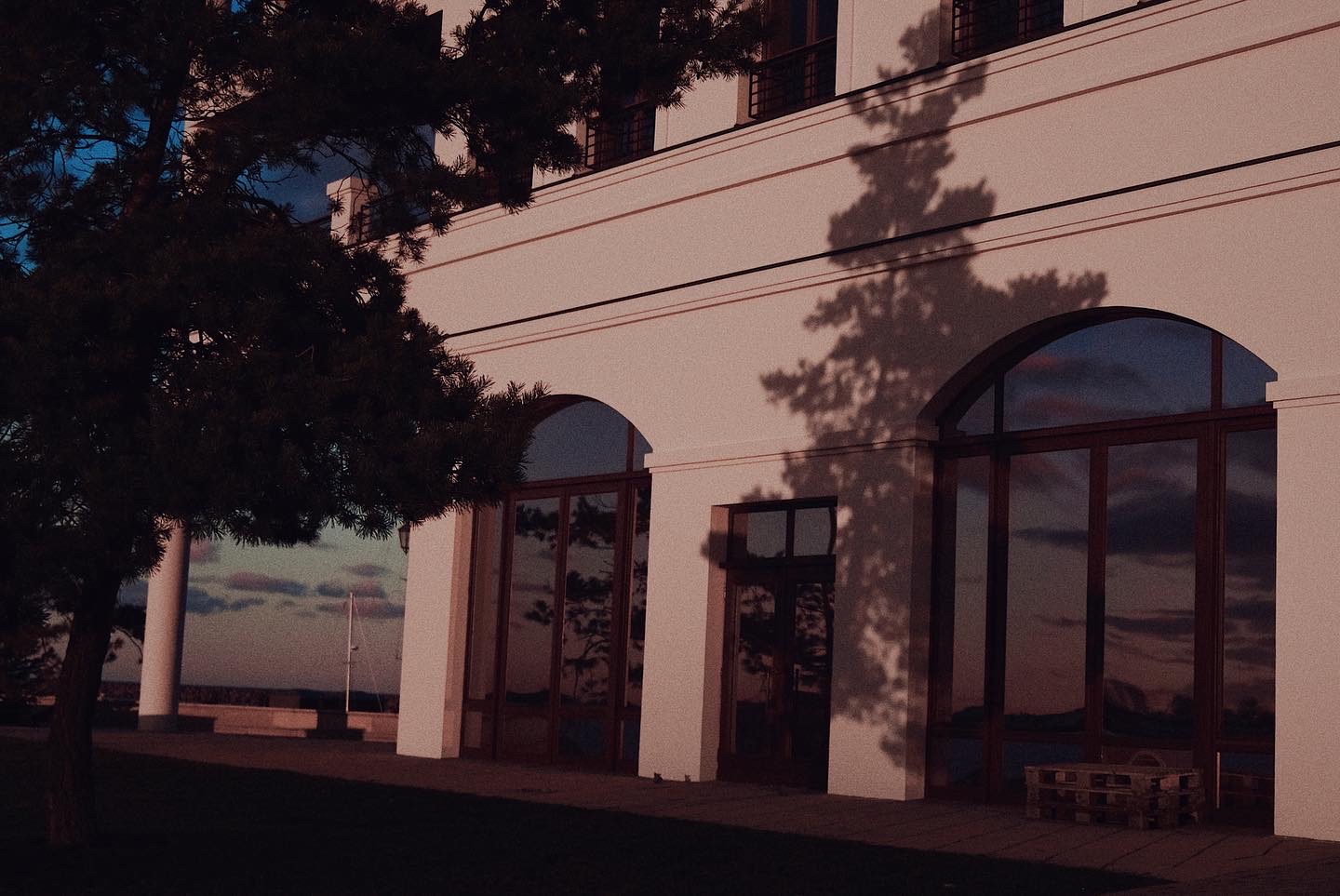 4EB39DD3-EBE2-4A38-A56D-CF90B6C9CEBF